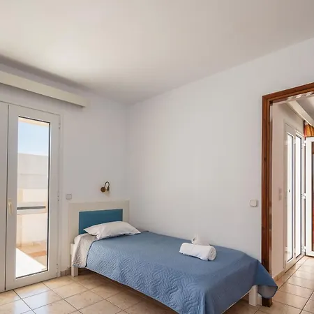 Koni Village 3*