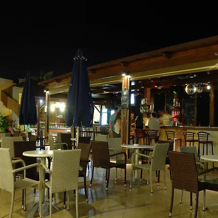 Koni Village فندق Stalida