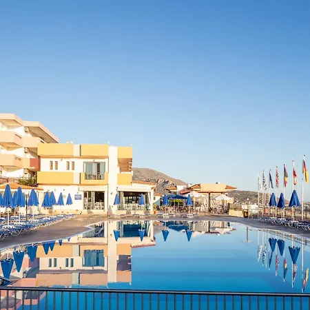 فندق Koni Village 3*